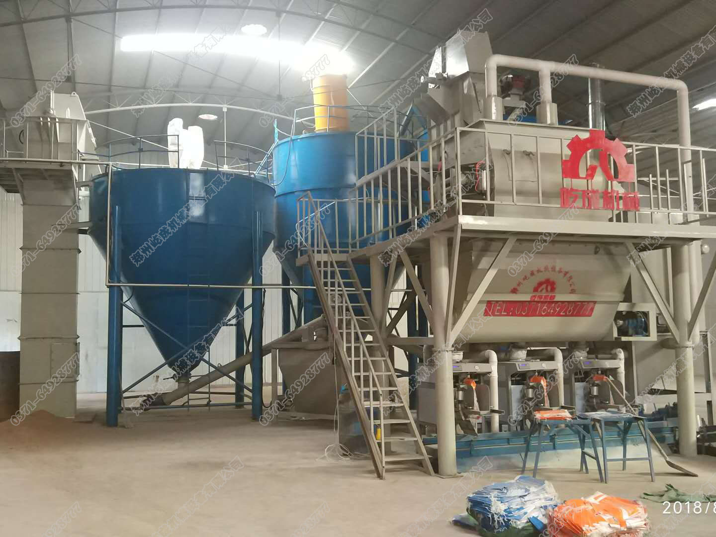 自動干粉砂漿設備含碼垛機