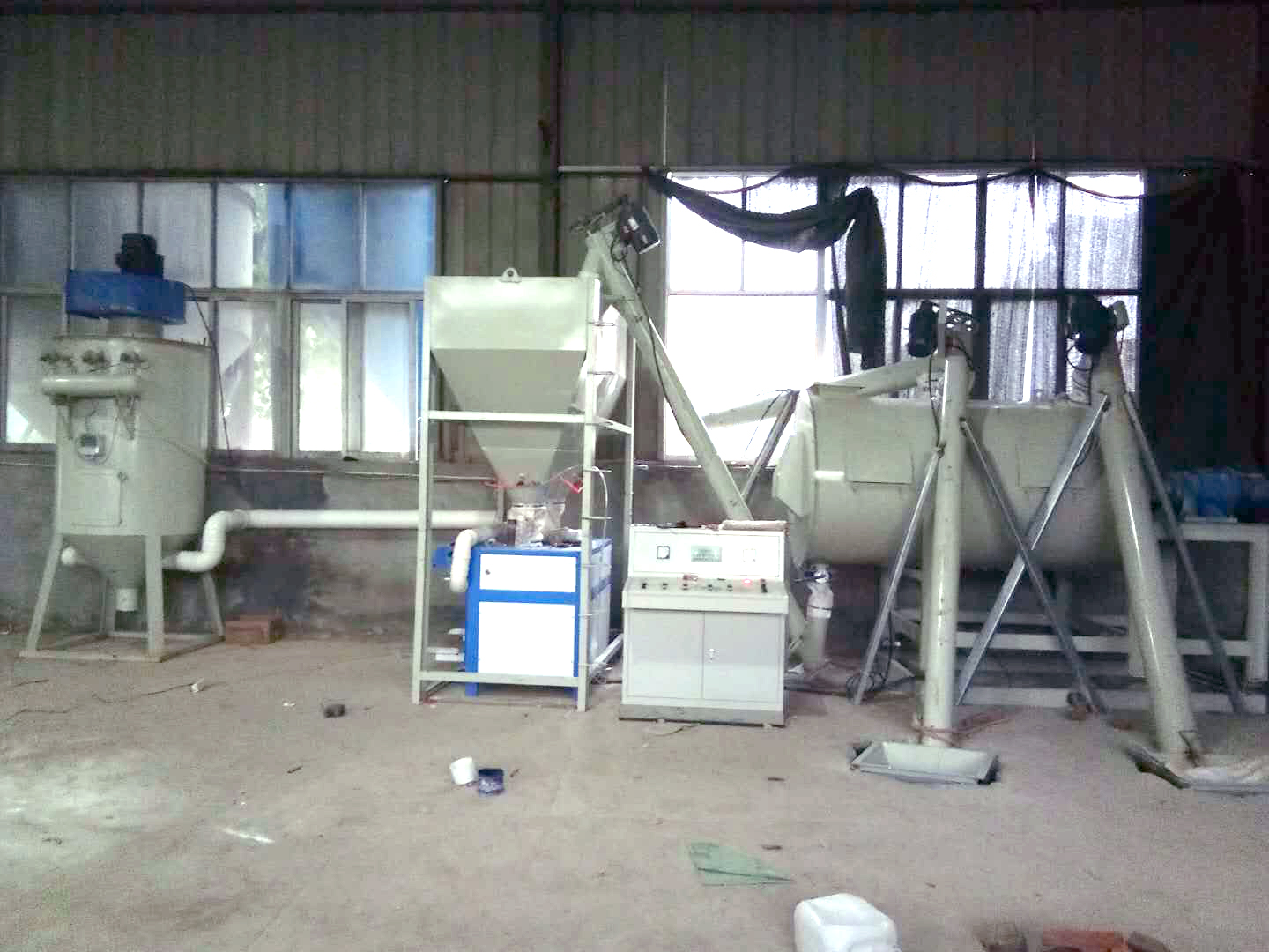 江蘇宜興干粉砂漿設(shè)備